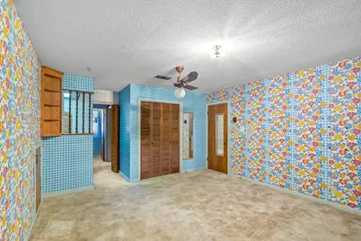 1101 Clark Street, Yoakum, TX 77995 - Photo 32