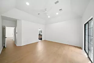 12625 Memorial Dr, Houston, TX 77024 - Photo 28