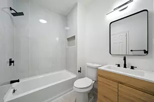 12625 Memorial Dr, Houston, TX 77024 - Photo 22