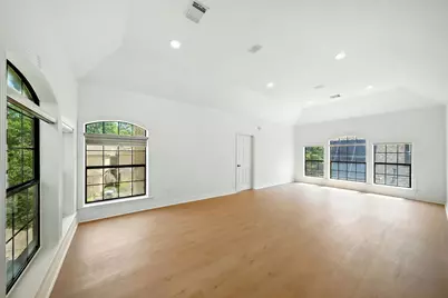 12625 Memorial Drive #180, Houston, TX 77024 - Photo 14
