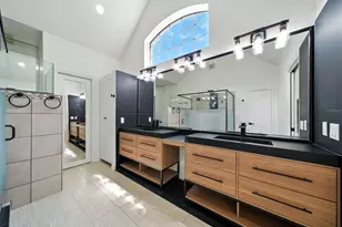 12625 Memorial Dr, Houston, TX 77024 - Photo 24