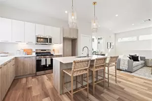 1702 Bringhurst St, Houston, TX 77020 - Photo 8