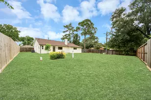 7403 Shady Arbor Ln, Houston, TX 77040 - Photo 38