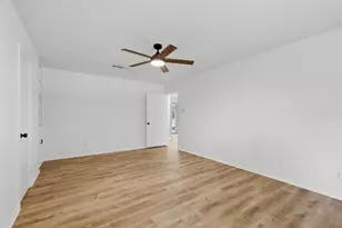 3618 Sunnybrook Ln, Bryan, TX 77802 - Photo 16