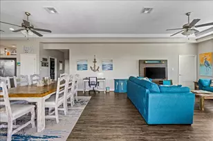 940 Driftwood Dr, Crystal Beach, TX 77650 - Photo 16