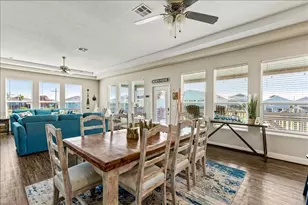 940 Driftwood Dr, Crystal Beach, TX 77650 - Photo 22
