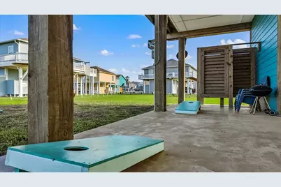 940 Driftwood Drive, Crystal Beach, TX 77650 - Photo 40