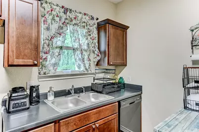 301 Bayou Drive, Channelview, TX 77530 - Photo 8