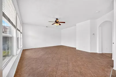 19246 Hopeview Court, Katy, TX 77449 - Photo 8