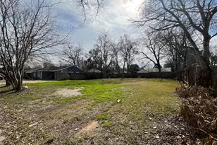 5905 Beechnut St, Houston, TX 77074 - Photo 4