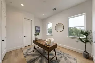 607 W 27th St, Houston, TX 77008 - Photo 32