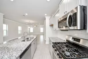 448 Long Beach Bay Dr, Katy, TX 77493 - Photo 10