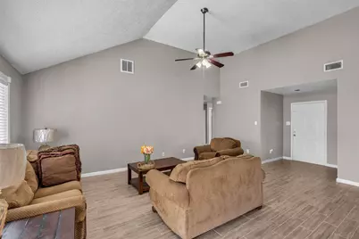 6522 Redding Springs Lane, Houston, TX 77086 - Photo 10