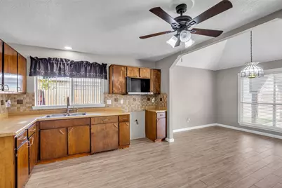 6522 Redding Springs Lane, Houston, TX 77086 - Photo 6
