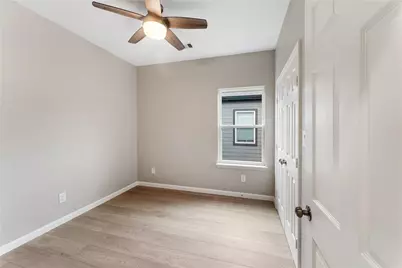 4902 Rue Street #B, Houston, TX 77033 - Photo 18