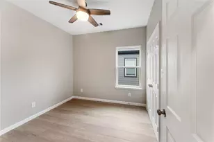 4902 Rue St, Houston, TX 77033 - Photo 18