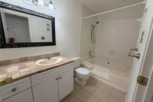 10811 Richmond Ave, Houston, TX 77042 - Photo 6