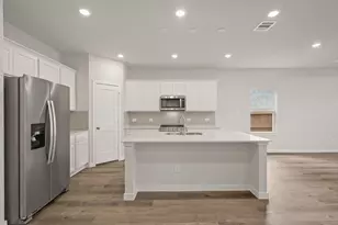 27219 Blue Pool Dr, Katy, TX 77493 - Photo 4