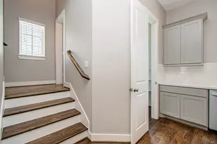 1222 W 24th St, Houston, TX 77008 - Photo 24