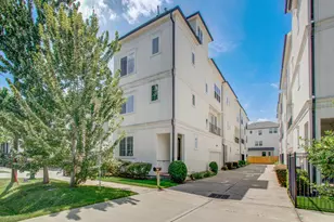 1222 W 24th St, Houston, TX 77008 - Photo 1