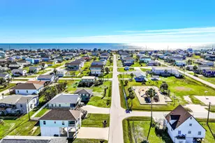 4023 Mason Dr, Galveston, TX 77554 - Photo 34