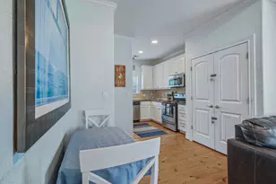 4023 Mason Dr, Galveston, TX 77554 - Photo 12