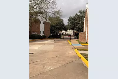 7901 Cambridge Street #25, Houston, TX 77054 - Photo 18