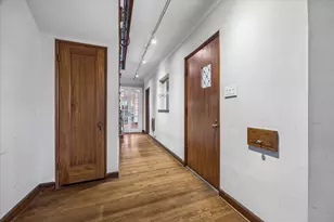 2047 University Blvd, Houston, TX 77030 - Photo 8