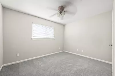 1520 Sherwood Forest Street #301, Houston, TX 77043 - Photo 12