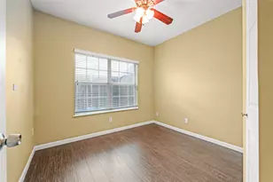 1520 Sherwood Forest St, Houston, TX 77043 - Photo 18