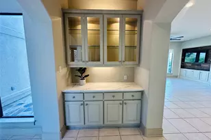 4 Mariners Ln, Kemah, TX 77565 - Photo 12