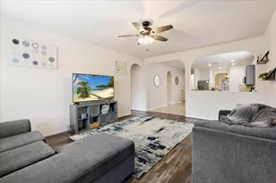 2915 Laurel Brook Ln, Pearland, TX 77584 - Photo 6