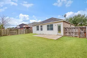 2915 Laurel Brook Ln, Pearland, TX 77584 - Photo 16