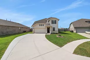 14743 Sweetwater Dr, Baytown, TX 77523 - Photo 4