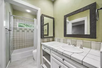 1106 Bayou Island Drive, Houston, TX 77063 - Photo 34