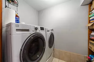 7400 Bellerive Dr, Houston, TX 77036 - Photo 10