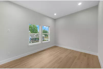 2348 Delafield Street, Houston, TX 77023 - Photo 20