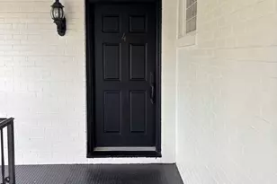 2030 Portsmouth St, Houston, TX 77098 - Photo 4