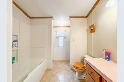3014 Bay Oaks Harbor Drive, Baytown, TX 77523 - Photo 6