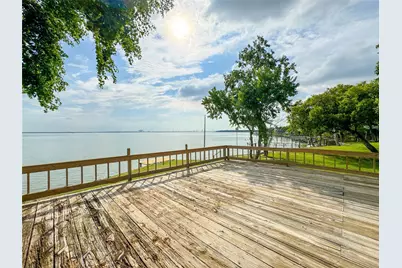 3014 Bay Oaks Harbor Drive, Baytown, TX 77523 - Photo 14