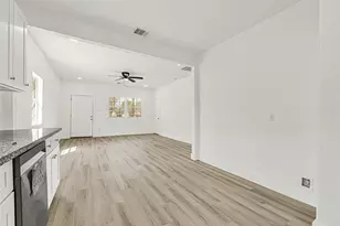 7926 Hudson St, Houston, TX 77012 - Photo 16