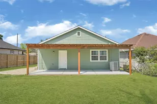 7926 Hudson St, Houston, TX 77012 - Photo 22