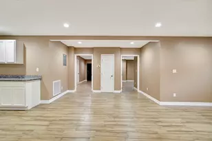 7900 Lane St, Houston, TX 77029 - Photo 8