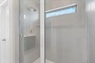 1024 Shl Crk Trl, Conroe, TX 77304 - Photo 18