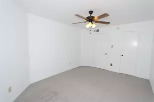 10639 Braes Bend Dr, Houston, TX 77071 - Photo 14