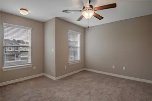 2002 20th St, Huntsville, TX 77340 - Photo 14