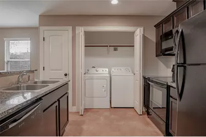 2002 20th Street #103, Huntsville, TX 77340 - Photo 12