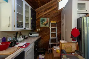 20300 Belair Dr, Huntsville, TX 77320 - Photo 6