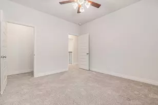 211 Painted Trillium Dr, Conroe, TX 77304 - Photo 18