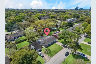 9611 Highmeadow Drive, Houston, TX 77063 - Photo 38
